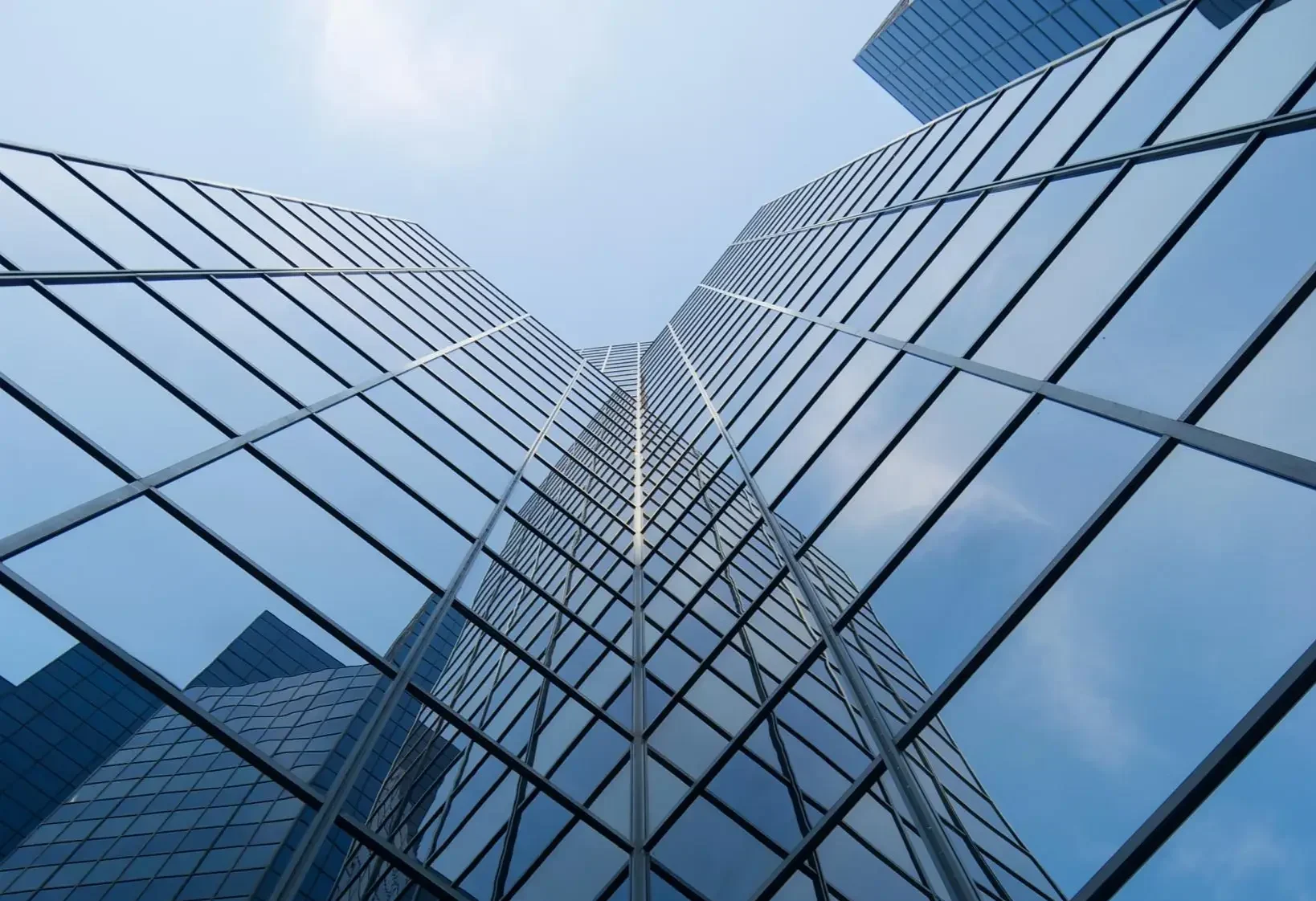 glass-curtain-wall-office-building